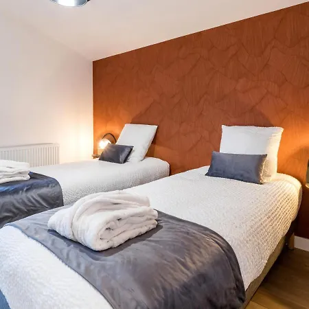 Grande Grange Renovee Avec Jardin Et Spa Proche De Nantes - Fr-1-306-1234 *